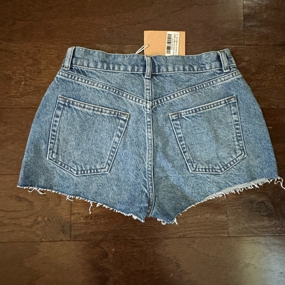 REFORMATION-Dixie High Rise Jean shorts- Colorado blue, size 25 NWT. - Picture 11 of 14
